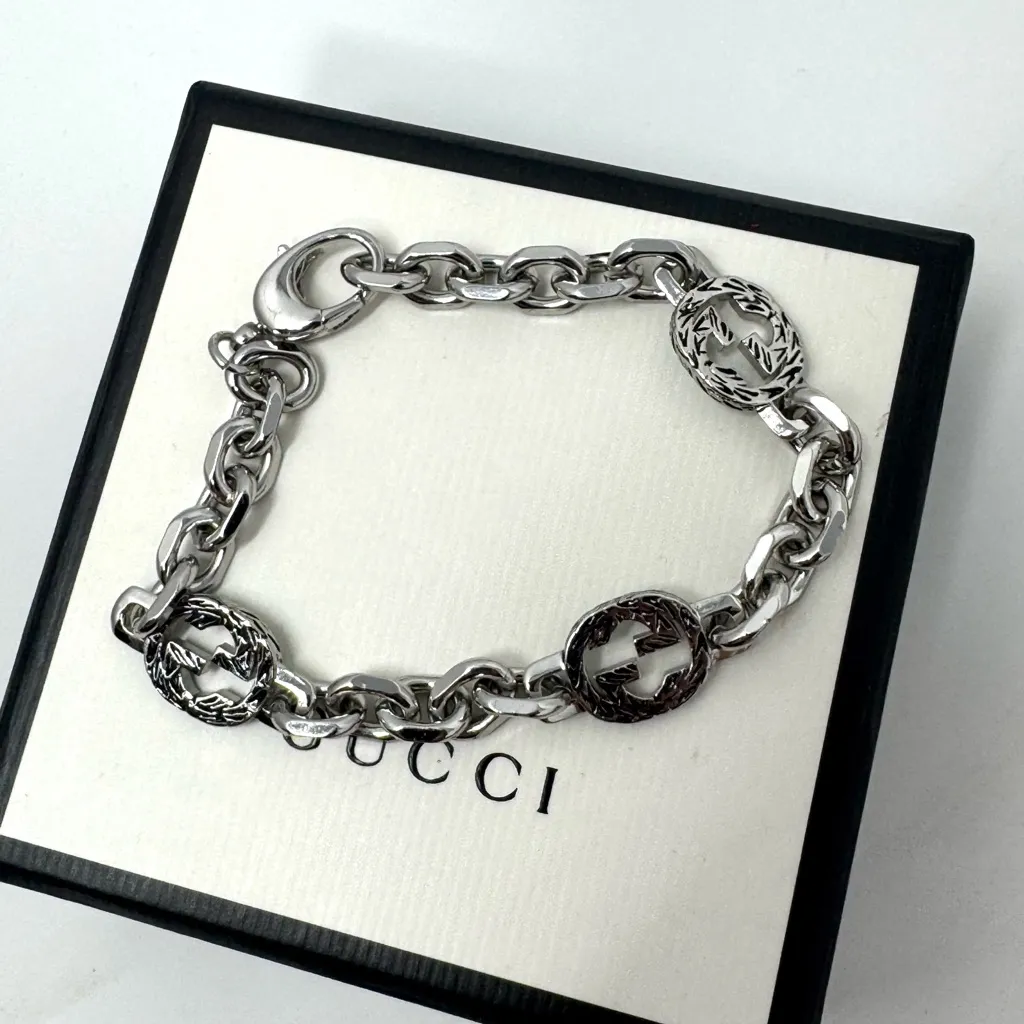 Gucci  Sterling Silver Interlocking G Enamel Chain Link Bracelet - Image 5