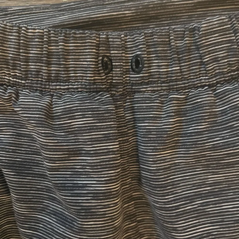 Lululemon Jet Pant Grey Jogger Style - Image 8