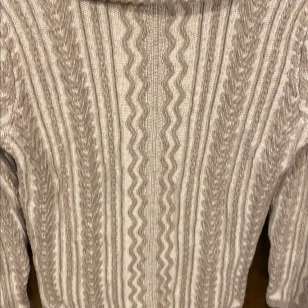 Vintage Knit Sweater Medium - Image 4