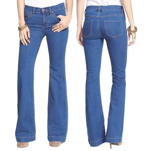 Free People Gummy Flare Jeans Mid Rise Dallas Medium Wash Stretch Denim Size 29 - Image 2