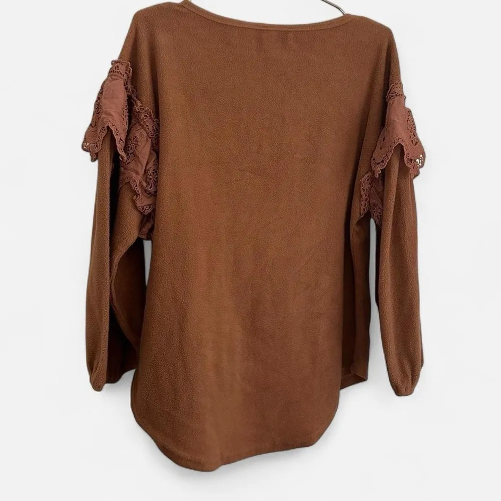 Entro fleece eyelet lace ruffle romantic cozy neutral brown top sz Small boho - Image 5