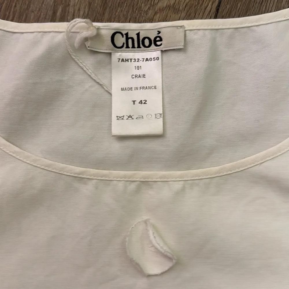 Super cute Chloe top blouse France Made Size T 42 **a hole in each under arm - Image 5