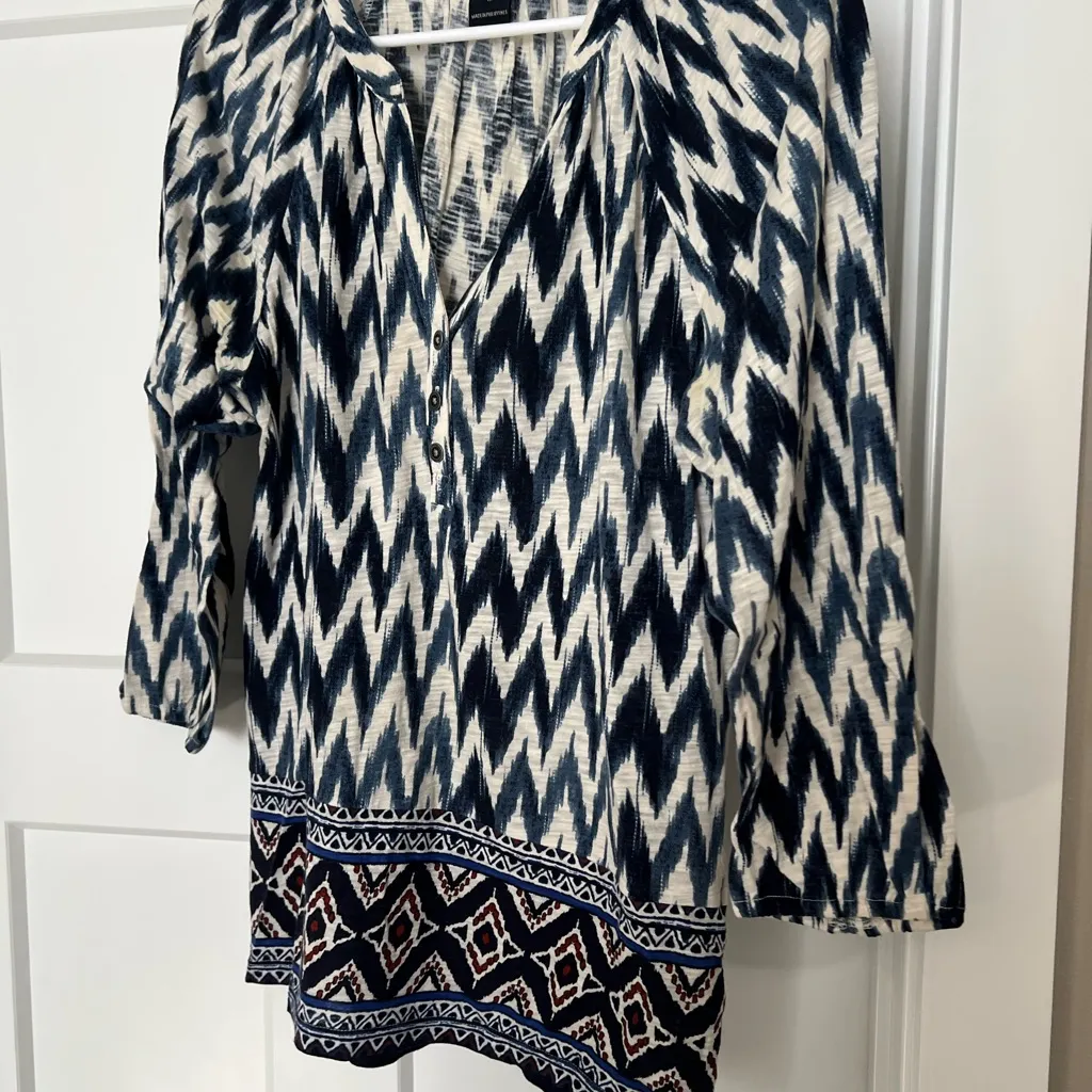 Lucky Brand Printed Blouse in Navy and White - Image 3