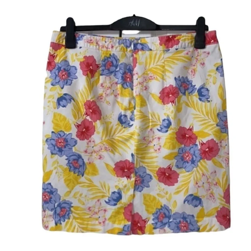 Old Navy Floral Print Skirt(Size 12) - Image 2