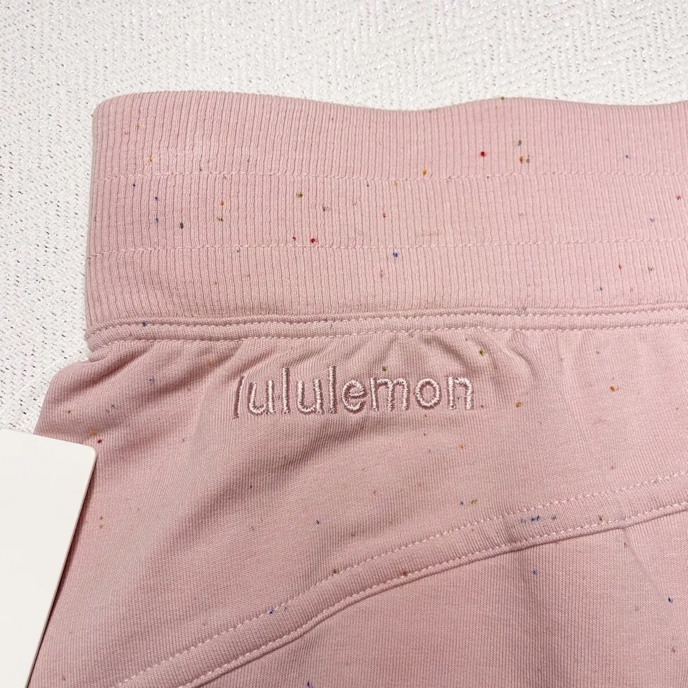 Lululemon High Rise Shorts LA Sweat Terry Cloth Short Mink Berry 12 NWT - Image 9