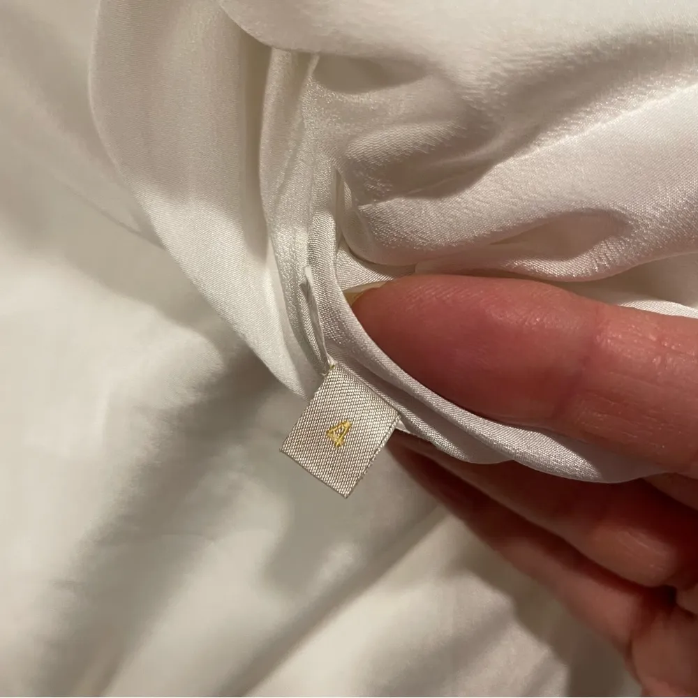 Gorgeous y2k Valentino Spa cropped silk trim blazer size 4 made in Itlaly - Image 14