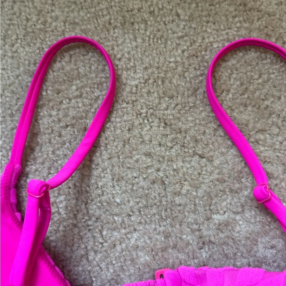 GOOD AMERICAN- Jacquard Bikini Top Sz 5/2XL HAWAIIAN PINK - Image 5