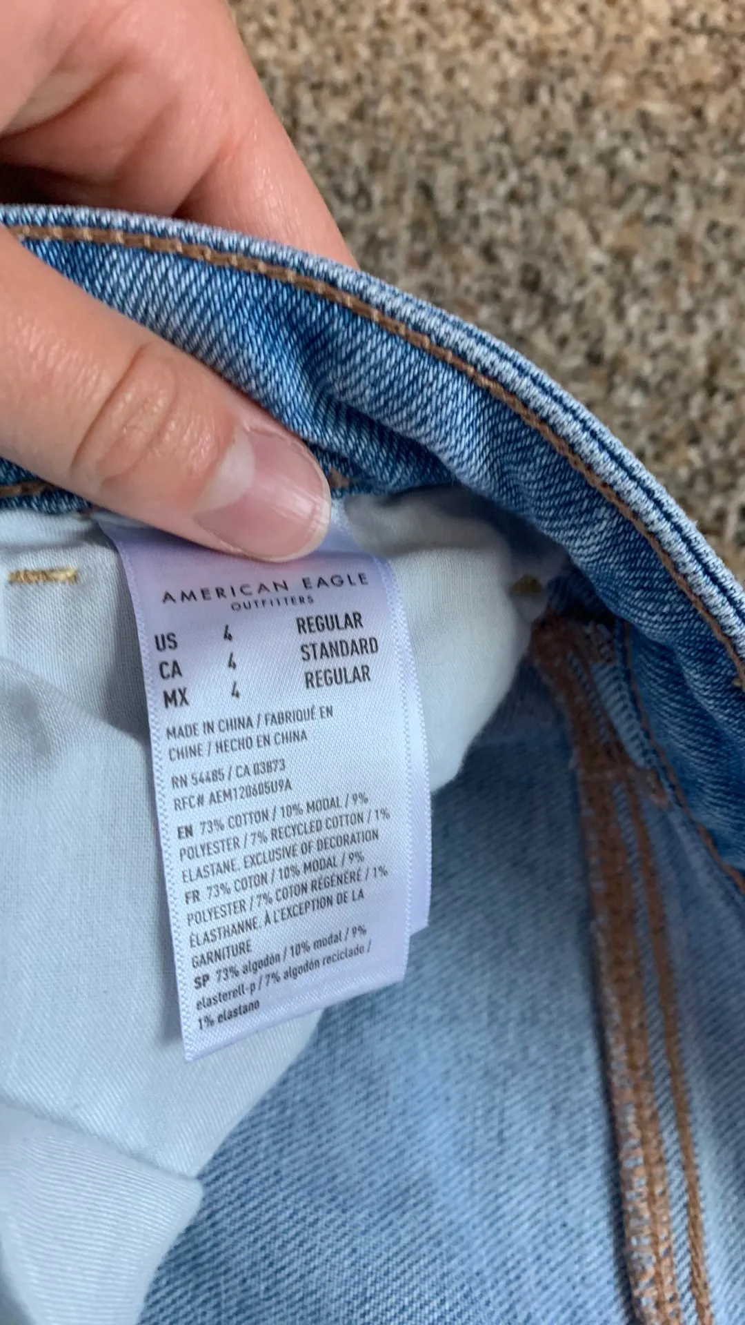 Outfitters Moms Jeans - Image 4