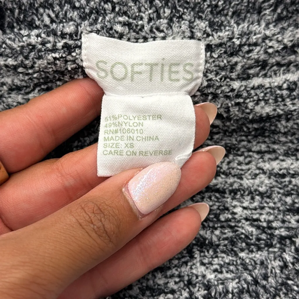 Softies Marshmallow Crew Neck Lounger with Pockets Black Size XS - Image 6