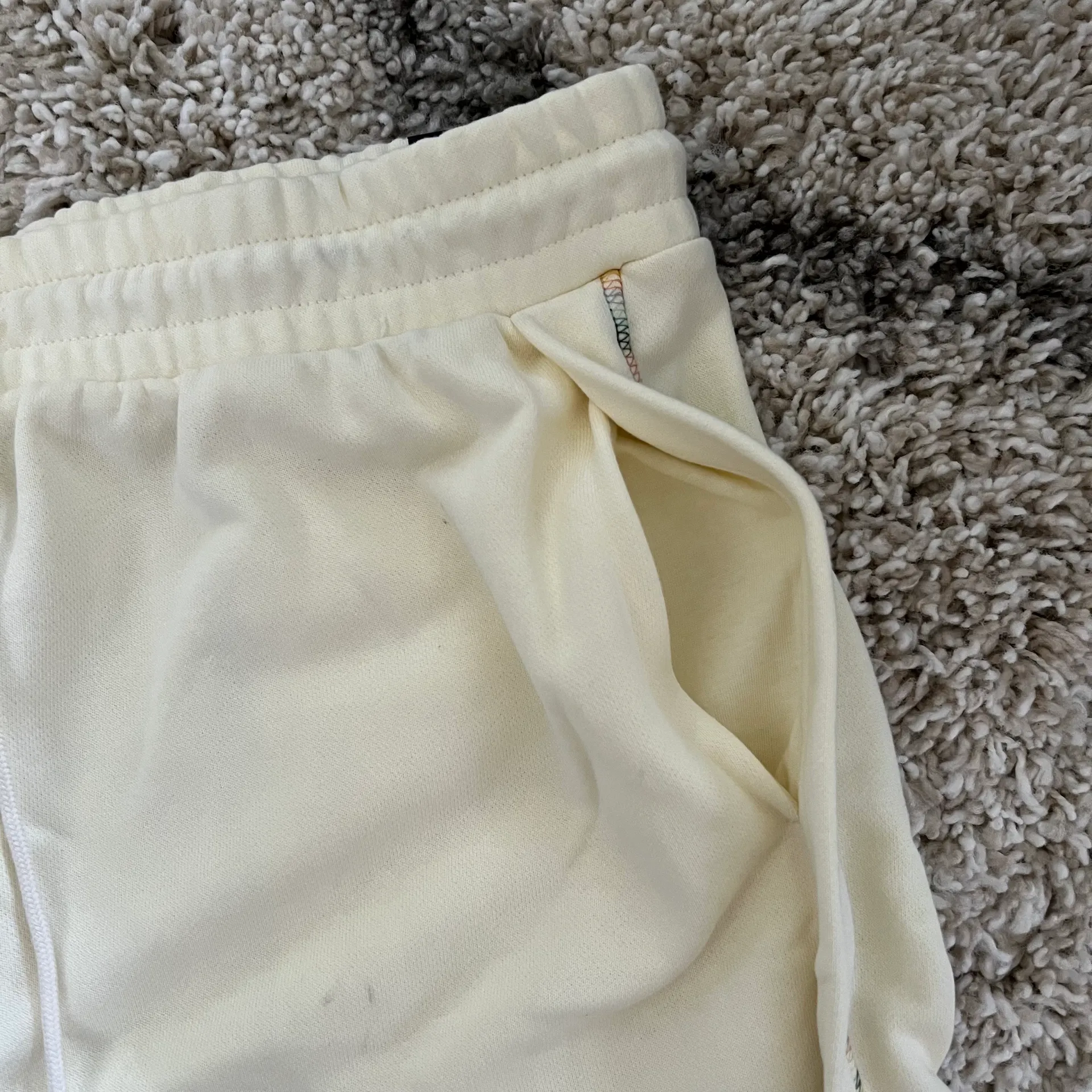 NWT  Sportswear Short Earth Day FT - Image 5