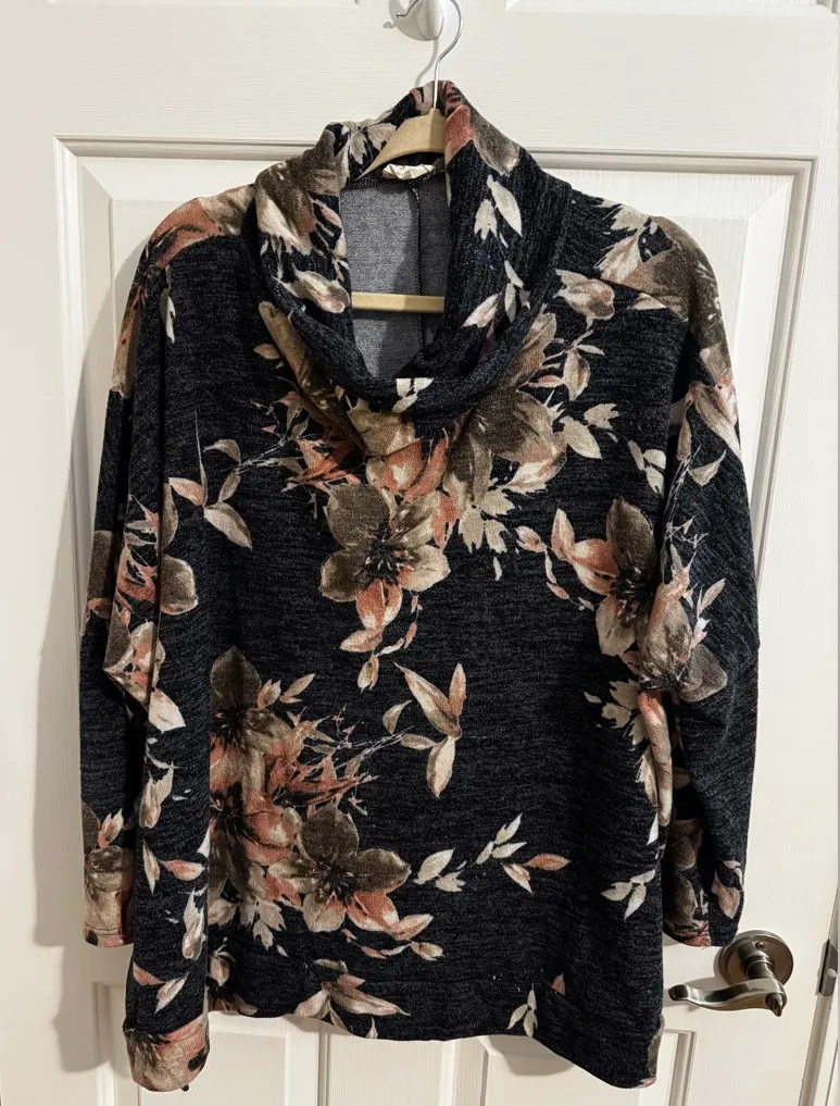 143 Story Cowl Neck Sweater Oversized Stretchy Gray Floral Plus 3X - Image 1