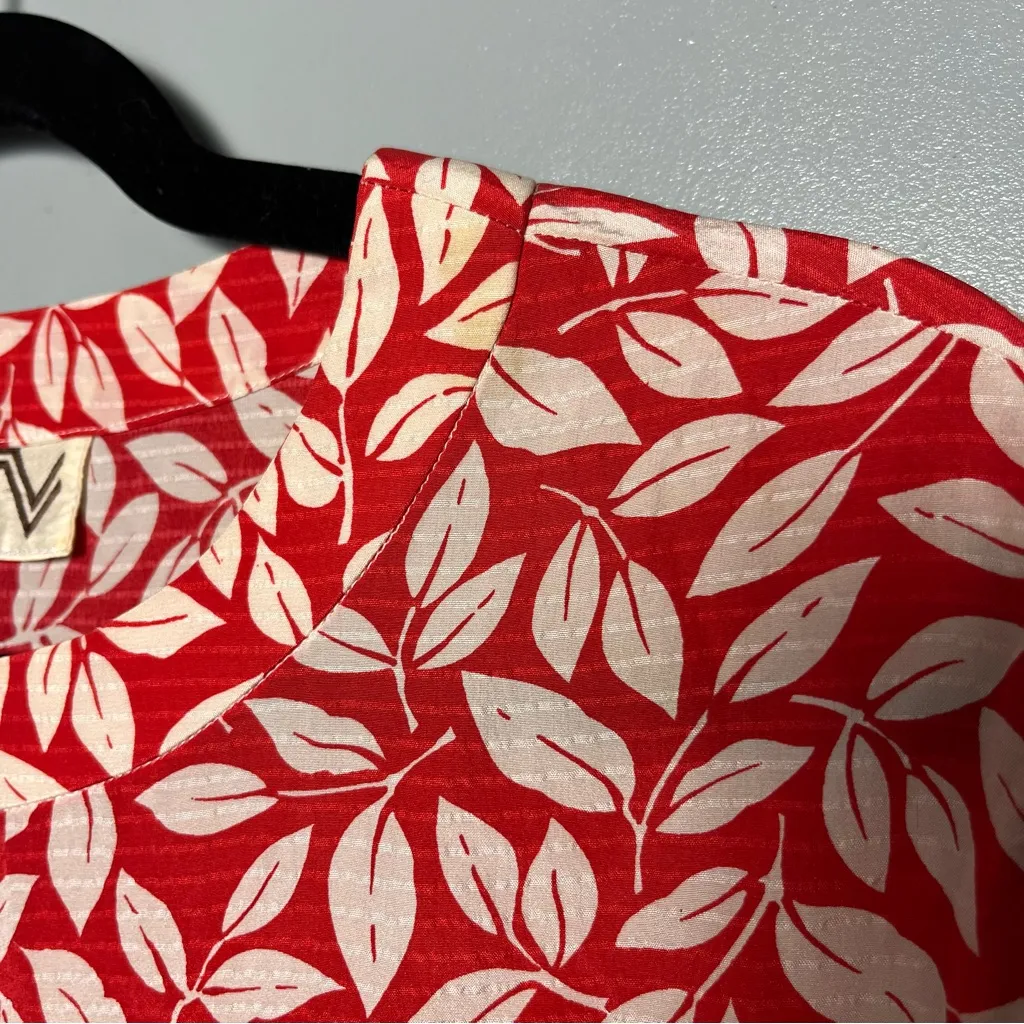 Valentino Vintage 1970s Red White Leaf Print Silk Retro Blouse Women’s Size 6 - Image 5