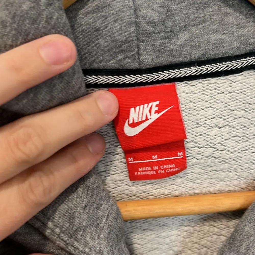 Nike  Heather Gray zip Up Jacket | Size Medium - Image 4