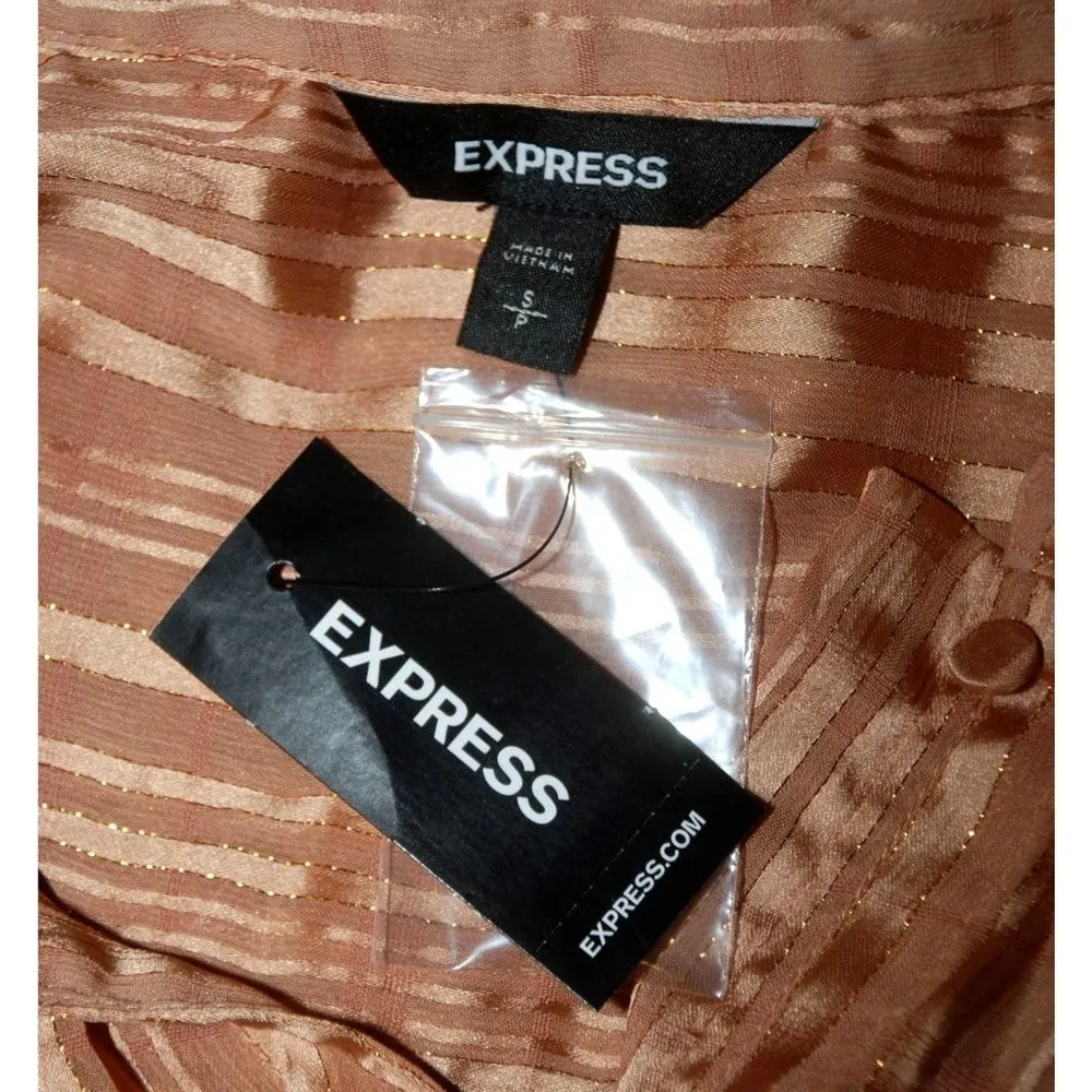 Express NWT Ladies Gold Blouse Size S Pleated LS Open Sides Sheer Button Up - Image 8