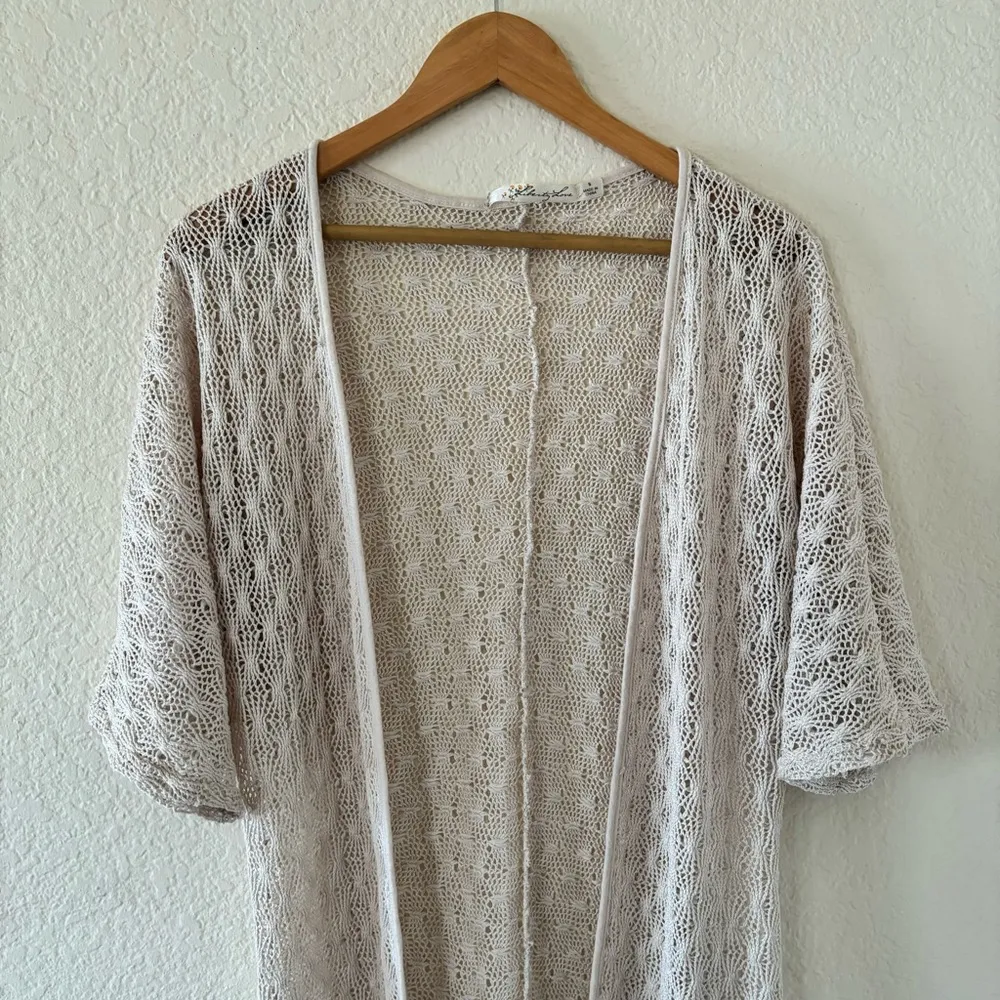 Liberty Love Womans Sz Small Cardigan Sweater Knit Open Front Fringe Trim Beige - Image 3
