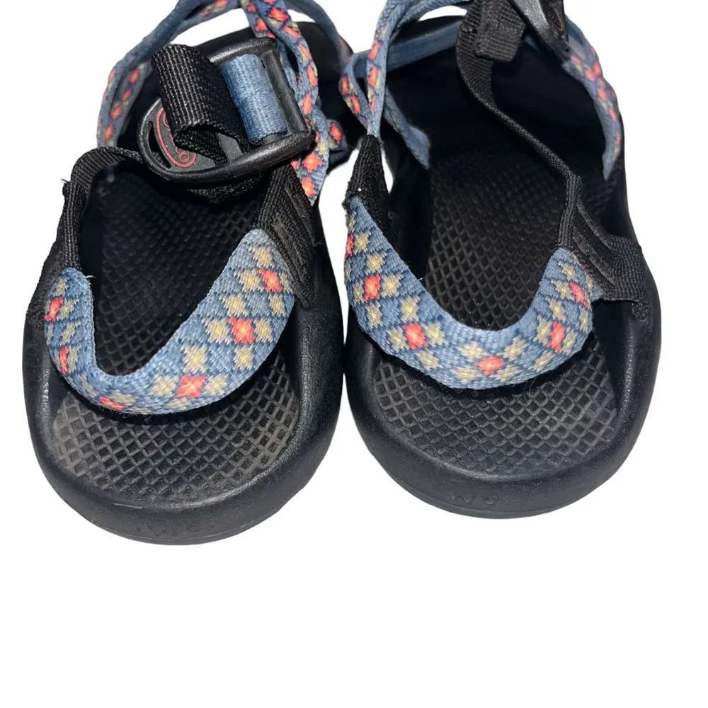 Women’s Blue Navajo Print Chaco ZX1 Classic Strappy Sandals size 9 - Image 5