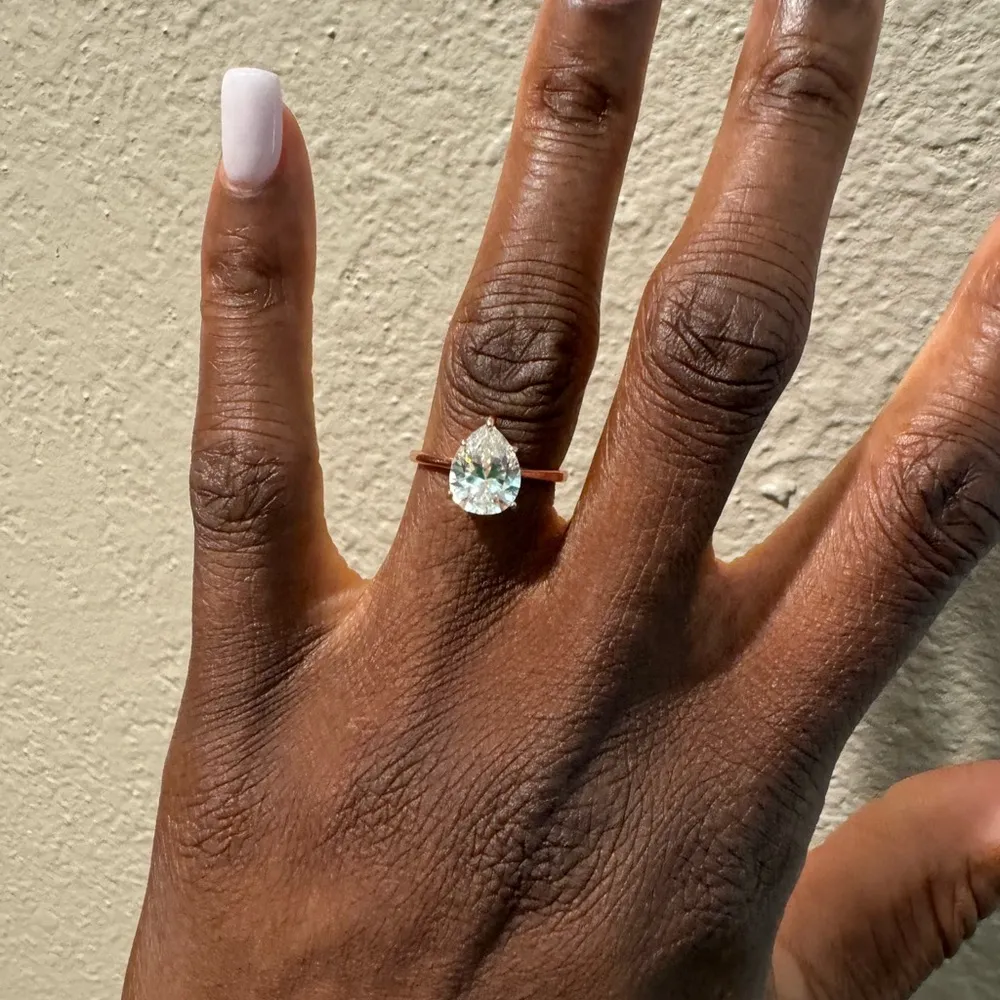 2 Carat Pear Shaped Moisanitte Ring - Image 4