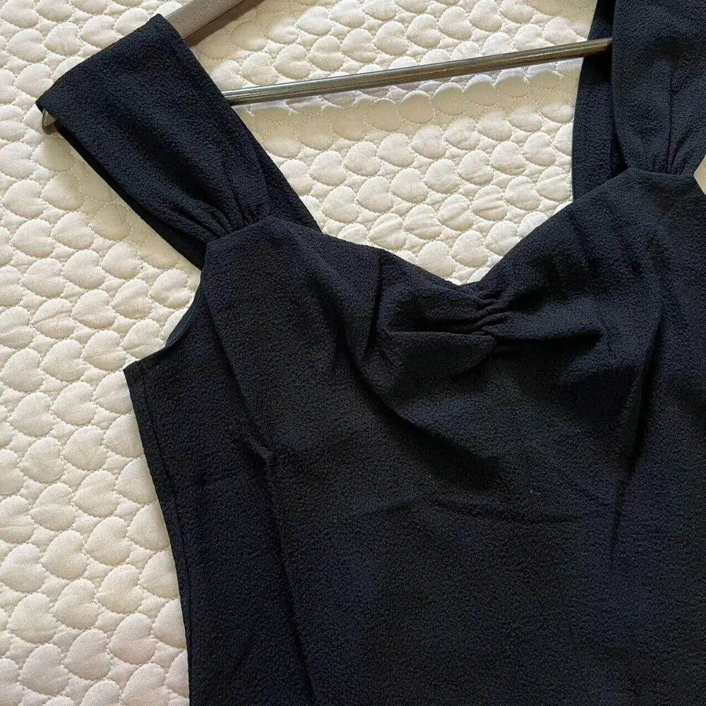 NWT VINCE Women's Black Ruched Sweetheart Neck Camisole Size 6 Sleeveless Top - Image 6