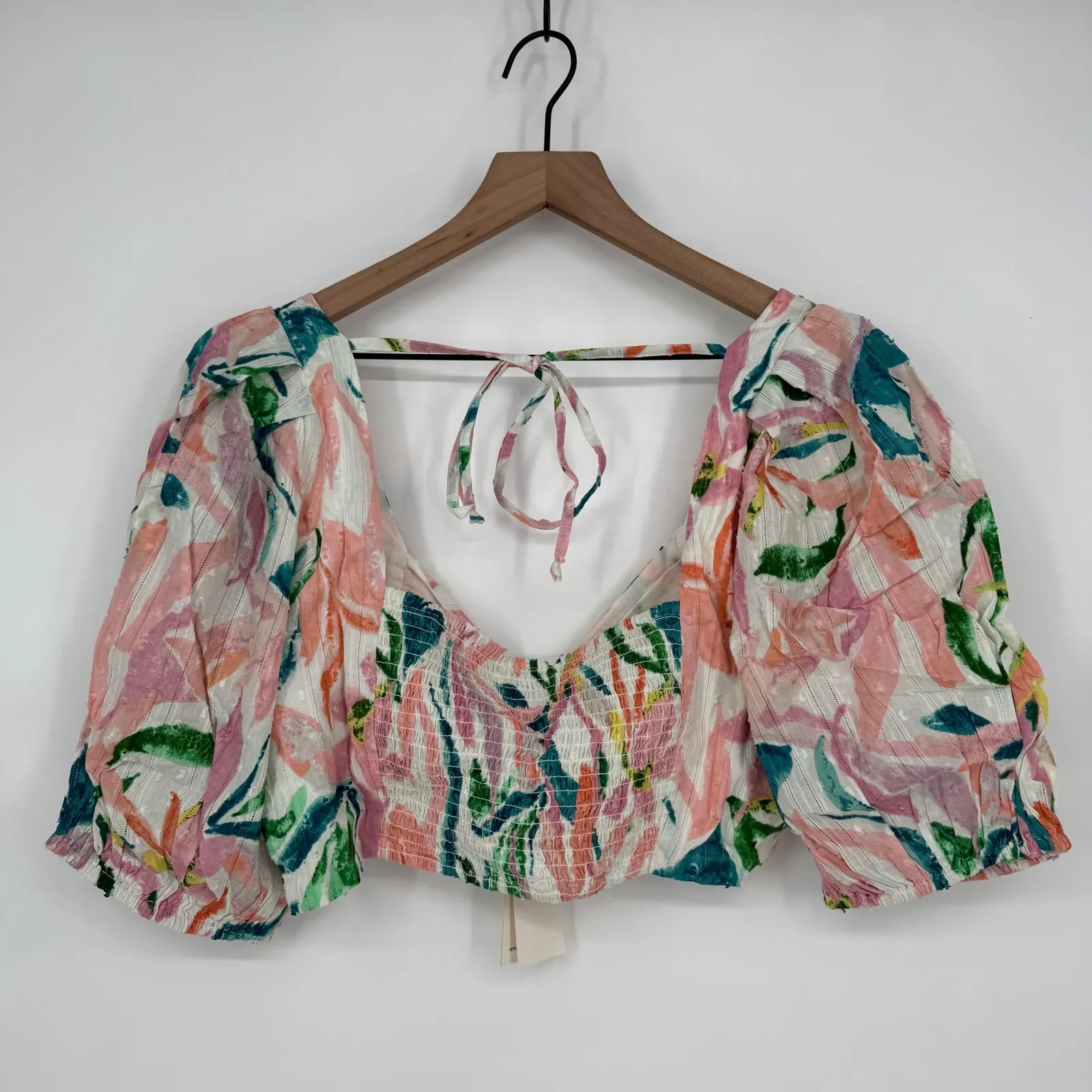 RAHI Maui Chantal‎ Top L Floral Print Woven Rattan Ring Tie Back Crop White Size XL - Image 6