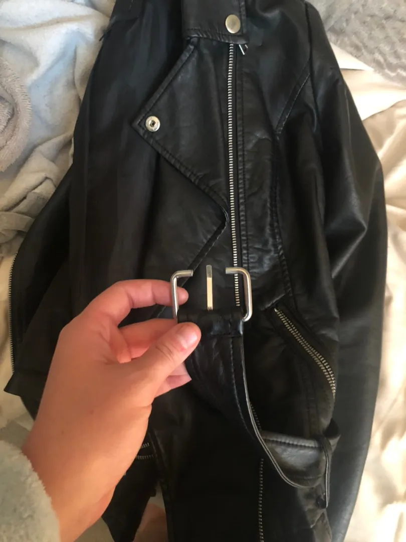 Maurice's Black Leather Jacket - Image 3