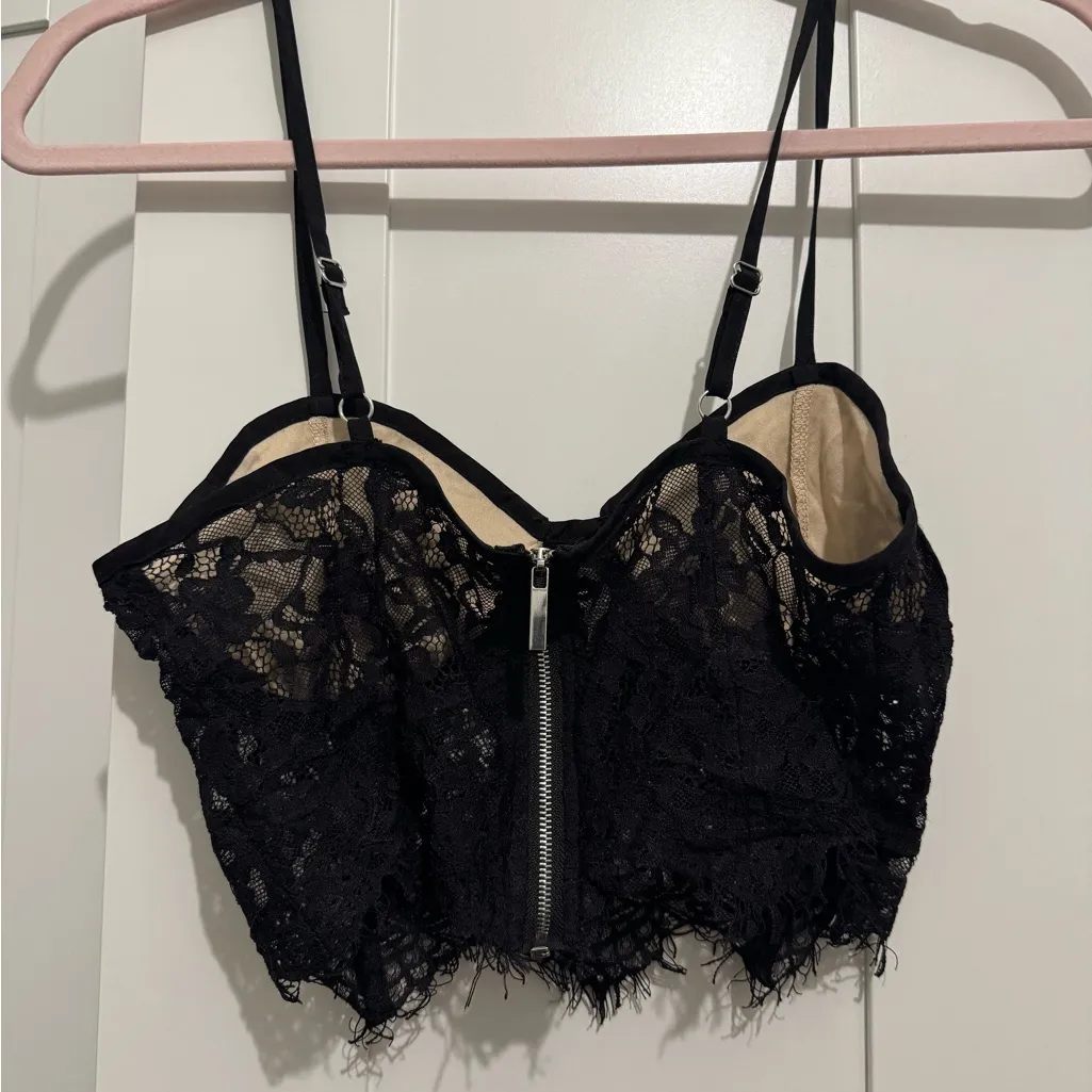 Elegant Black Lace Bralette - Image 2