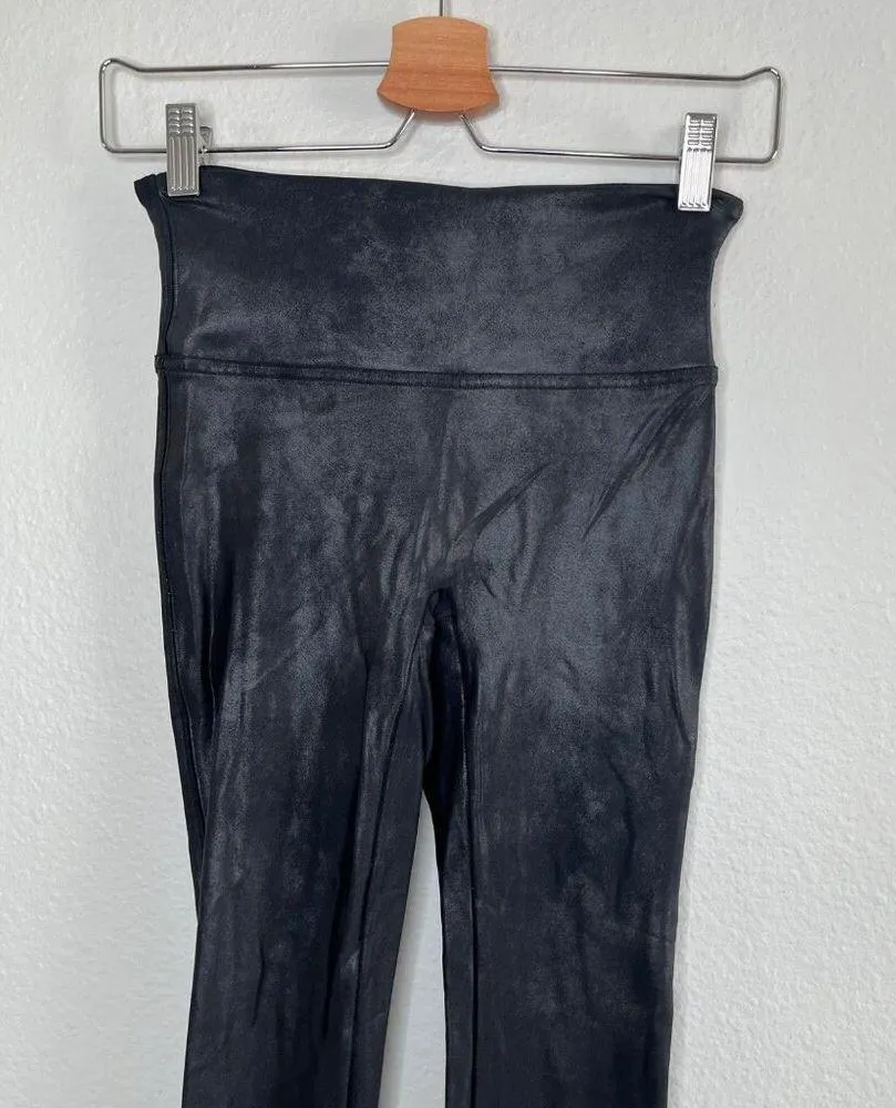 Spanx spanxshape Faux Leather High-Waisted Contoured Leggings Small - Image 3