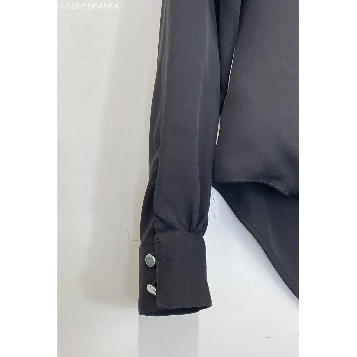 White House/Black Market‎ Black Surplice Top Roll Tab Sleeve Blouse - Size 2 - Image 3