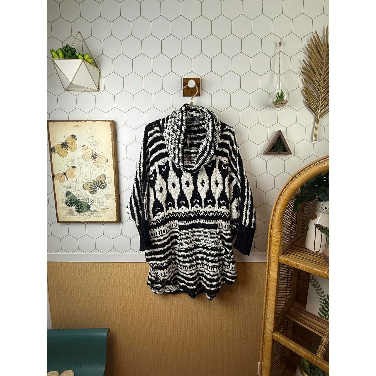 Free People Black and White Oversized Rosie Lee Poncho Sweater - Size - Small - Image 2