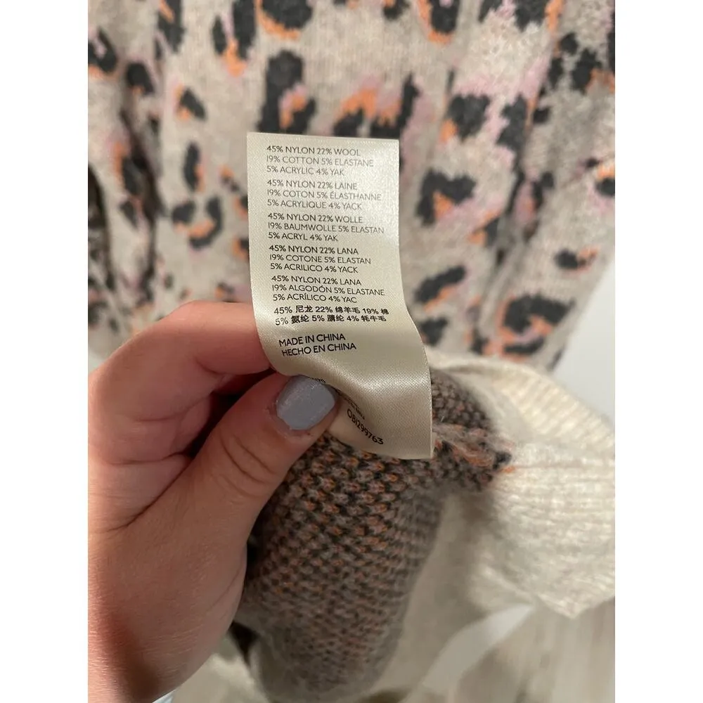 Anthropologie leopard print gray wool cowlneck sweater medium - Image 8