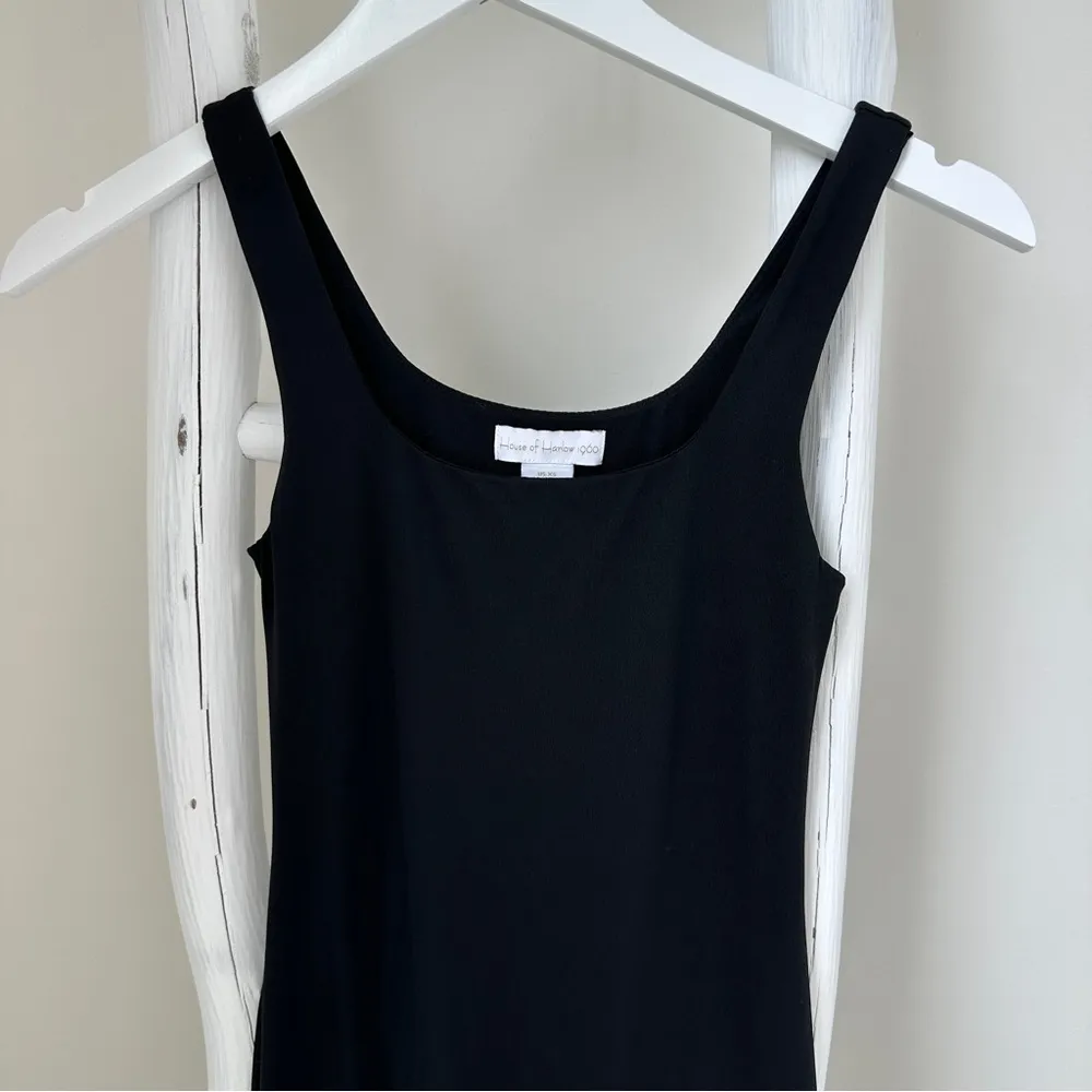 House of Harlow 1960 Black Sleeveless Sheath Dress - Image 3