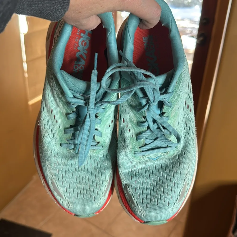 Hoka Women’s Clifton 8 Wide Blue Coral White Size 9D - Image 5