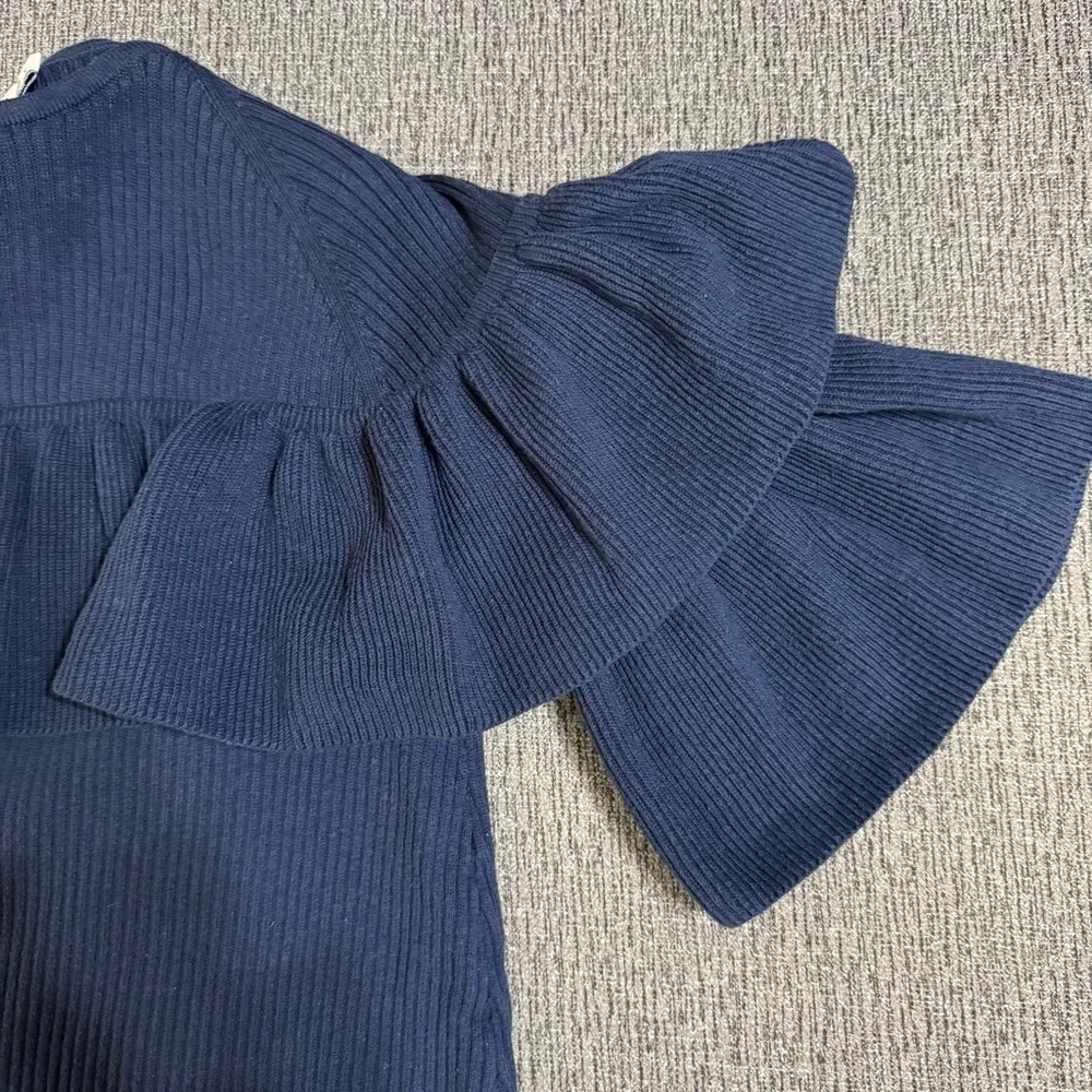 Vineyard Vines Ribbed Ruffle Sweater - Image 5