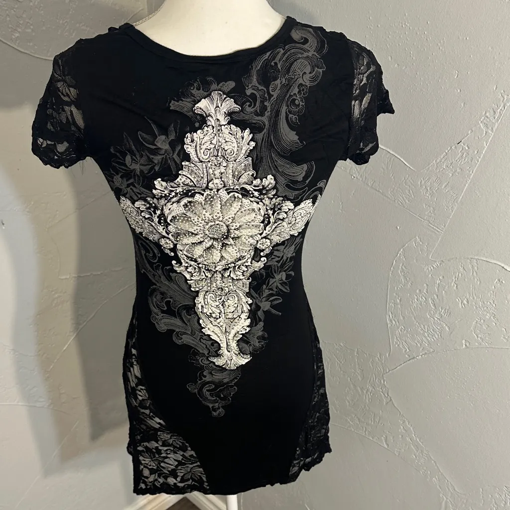 Vocal Black Top with White Lace Design - Image 5