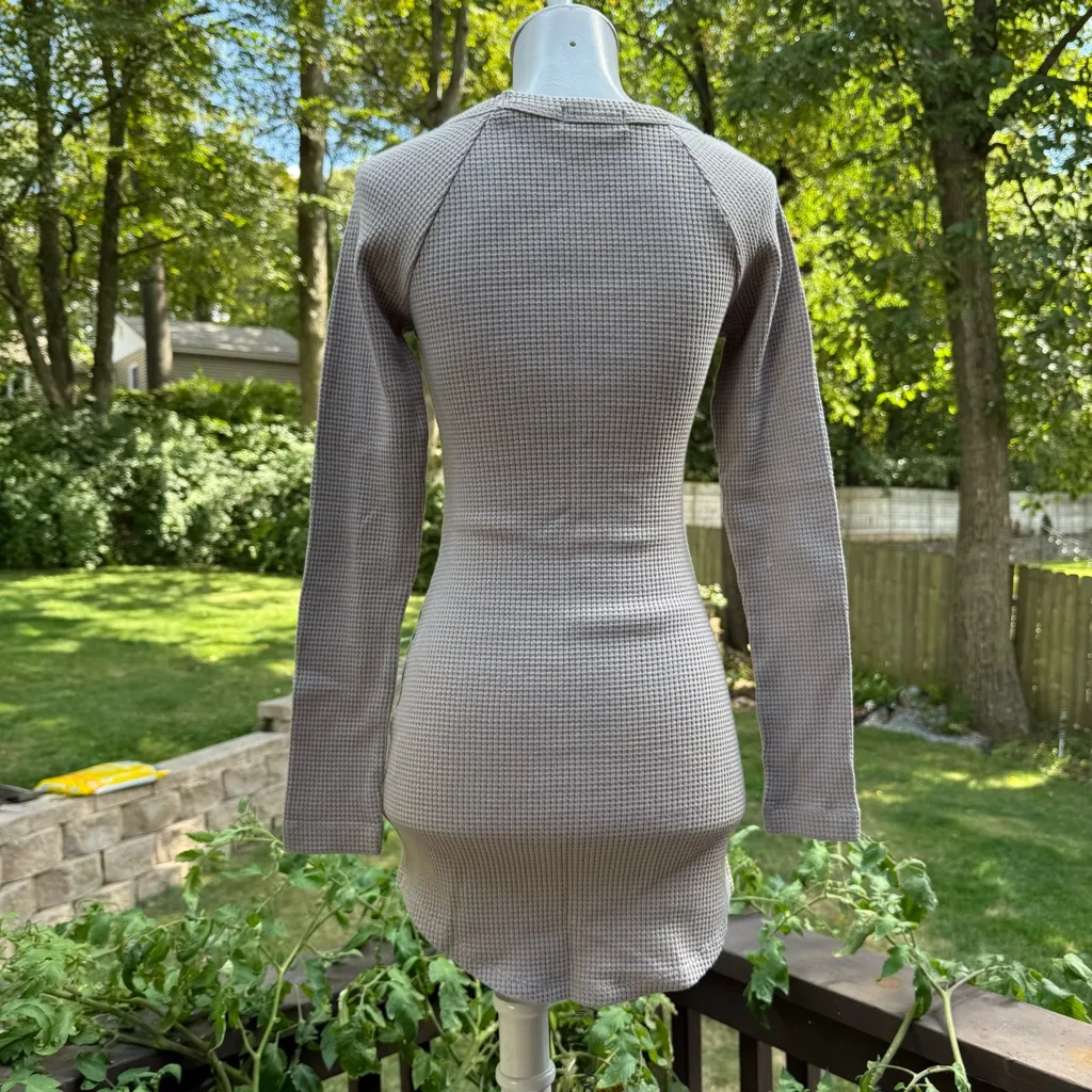 Lovers + Friends Revolve Beige Thermal Mini Tunic Top Dress in Size XS X-Small - Image 4