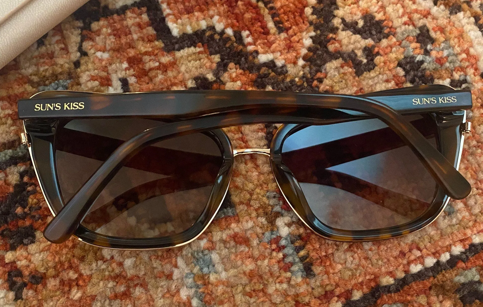Fun Sunglasses Brown - Image 3