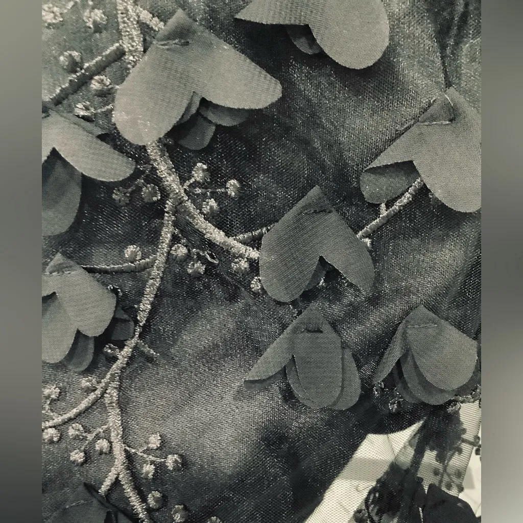 Cute 3D flower design dress 🌷🌷🌷 - Image 5