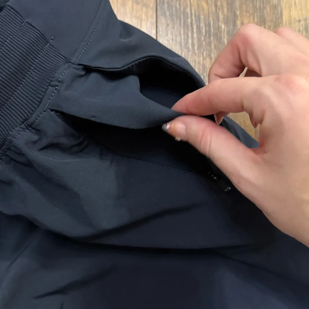 Abercrombie & Fitch Navy Blue Traveler Jogger  Size Small - Image 7