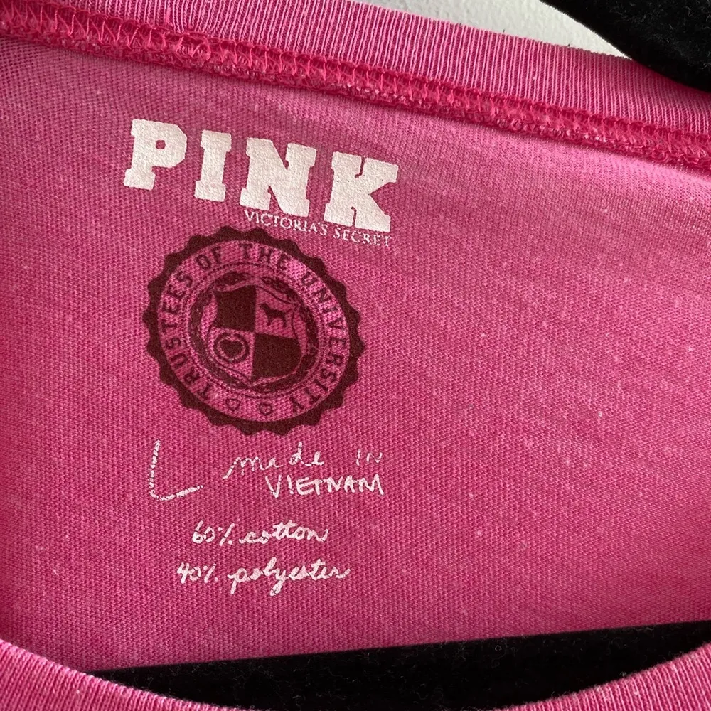 Victoria's Secret Pink Short Sleeve Gold Glitter Graphic Pink Tee Size L - Image 3