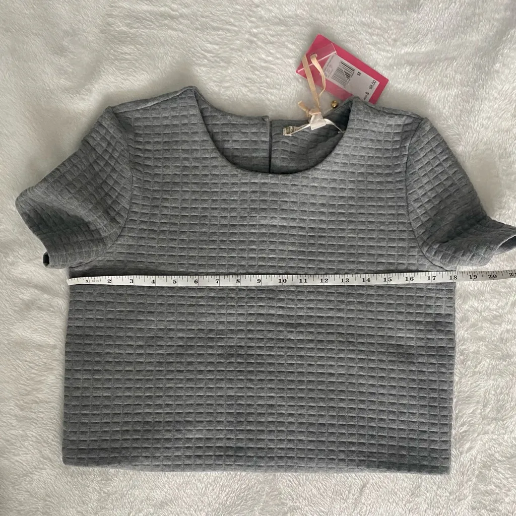 Chelsea & Violet Textured Short Sleeve Top. - Image 9