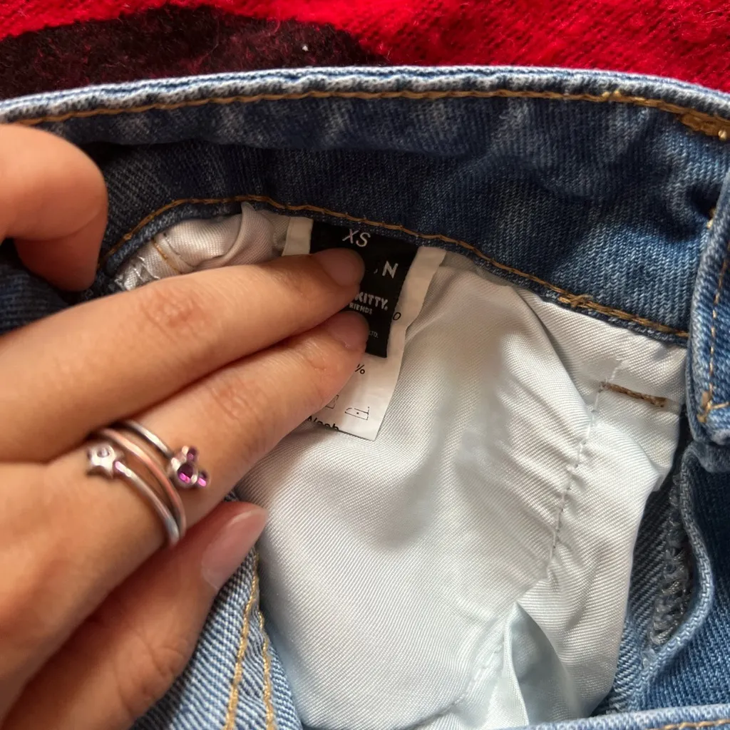 Shein hello kitty high waisted denim shorts XS - Image 4