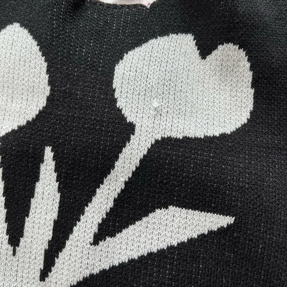 🍂Tulip flower knit halter top🍂 Size undefined - Image 4