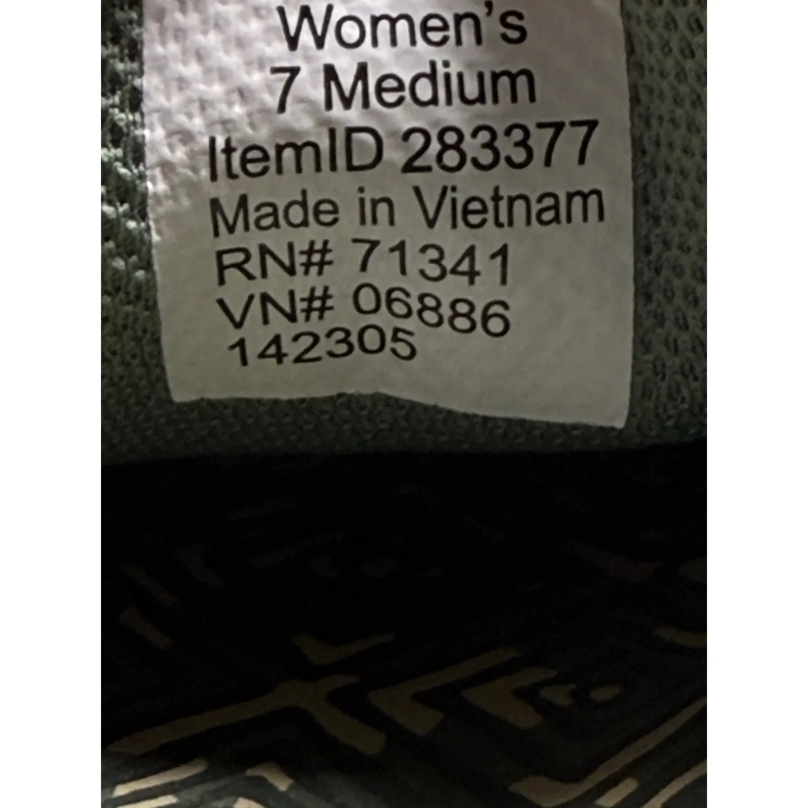 LL Bean Womens Olive Green Leather Casual Sneakers Shoes Size 7 Medium - Image 2