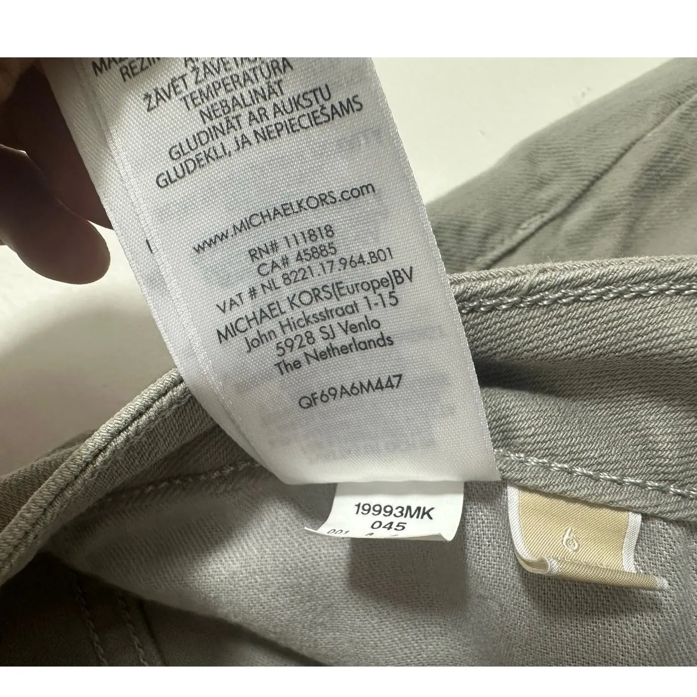 Michael Kors Gray Slim Jeans Women’s Size 6 Soft Casual Work Neutral Skinny‎ - Image 9