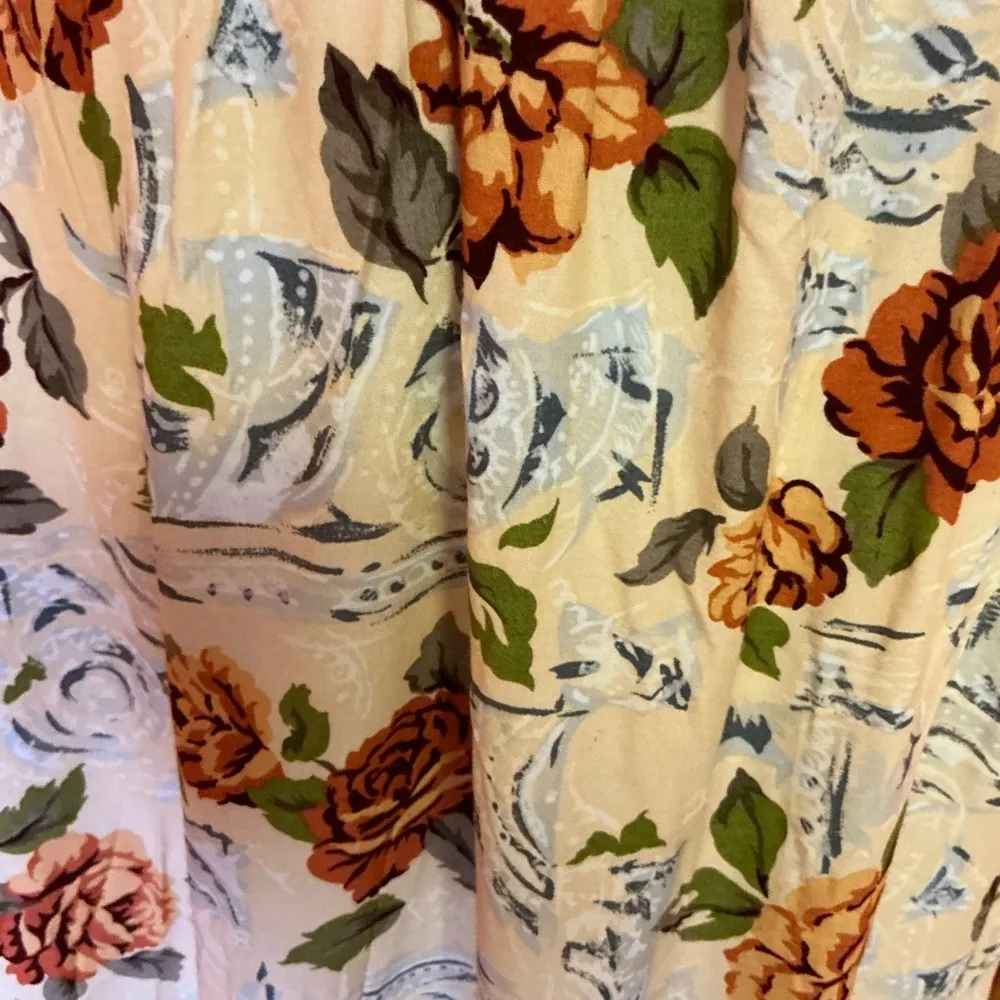 Vintage Jaclyn Smith 90s floral midi skirt - Image 7