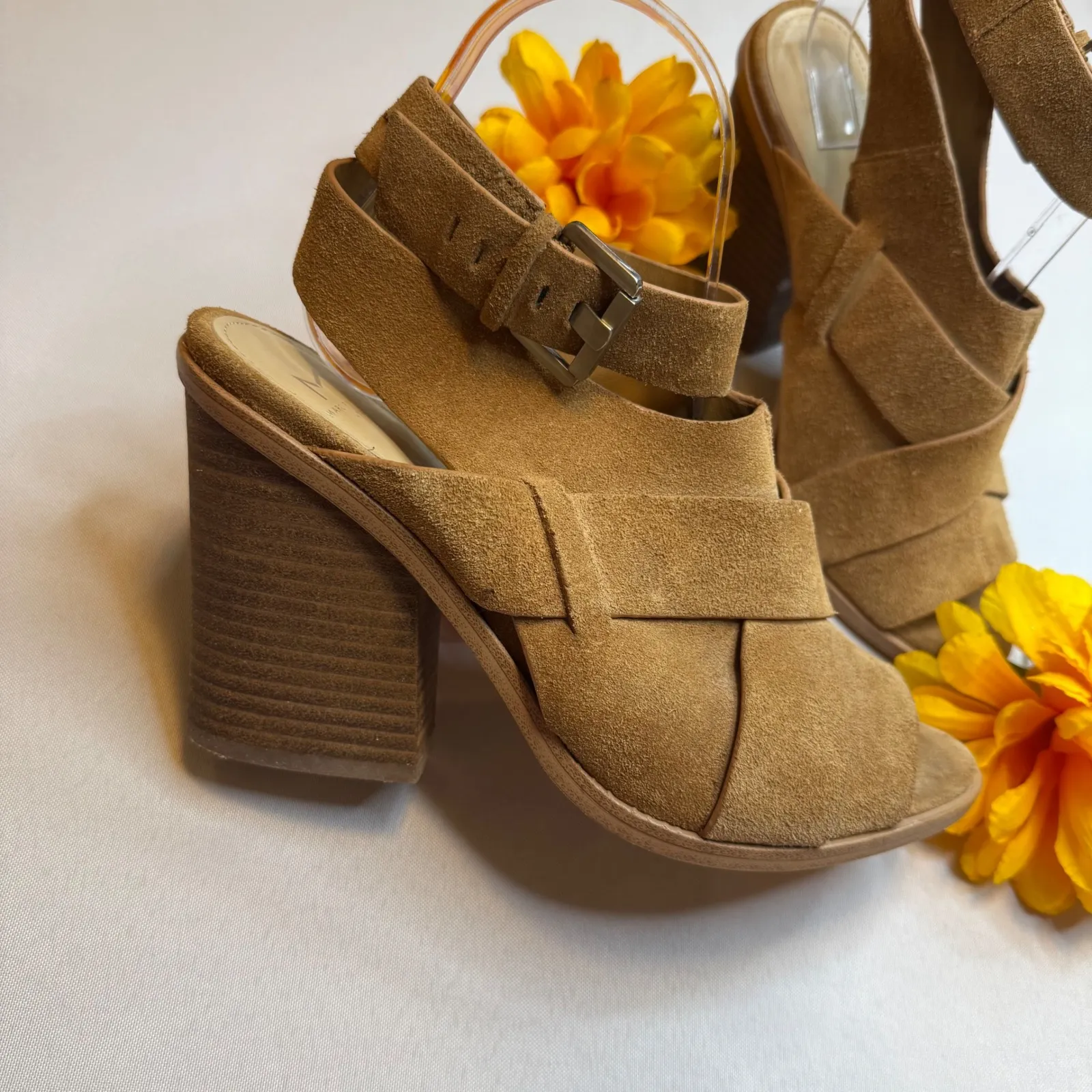 Marc Fisher Brown Suede Sandals Ankle Strap Block Heel Tan Women's Shoes Size 8 - Image 3