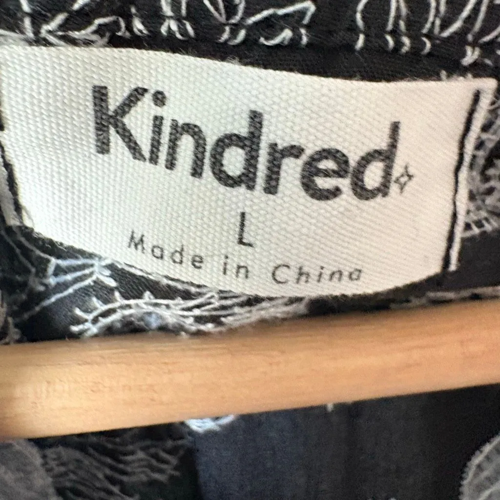 Anthropologie Kindred Cotton Embroidered Floral Henley Popover Size L Top Boho - Image 4