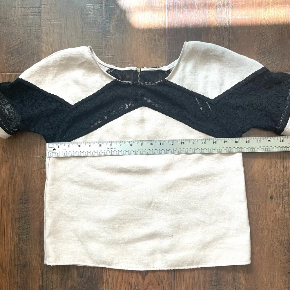 RACHEL ROY pink/nude and black lace top - Image 6