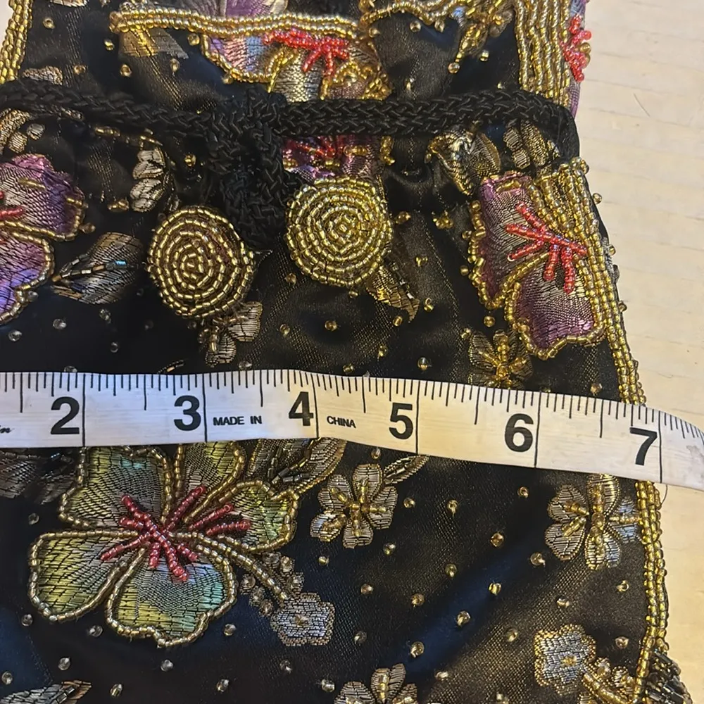 Floral Embroidered Drawstring Bag Black - Image 8