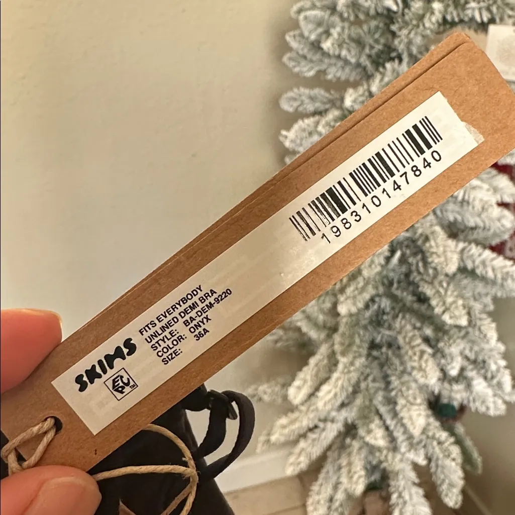 SKIMS Fits Everybody Unlined Demi Bra 36A BR-UWR-2293 - Image 2