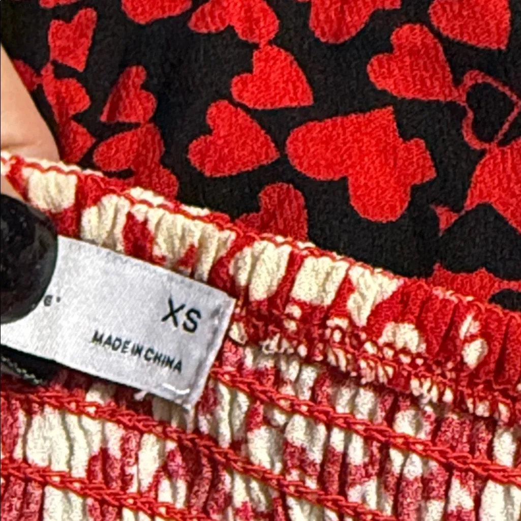 SO mixed-print puff-sleeve midi dress junior size XS v-neck valentine hearts nwt - Image 9